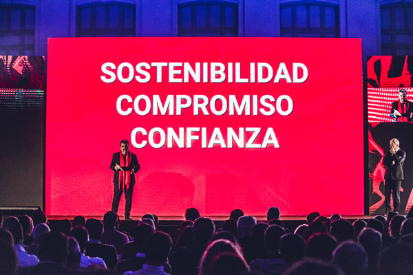 Pedro Ruiz durante un momento de la presentación