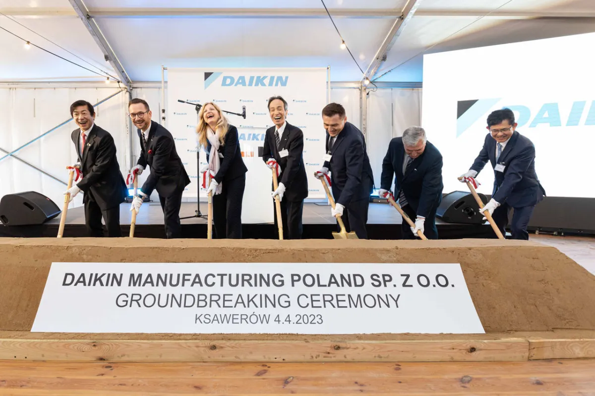 Daikin inicia la construcción de la primera fábrica de bombas de calor en Polonia