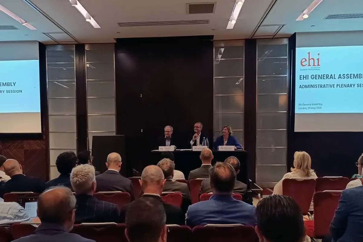 Pierre Louise Francois, Jan Brockmann y Federica Sabbati