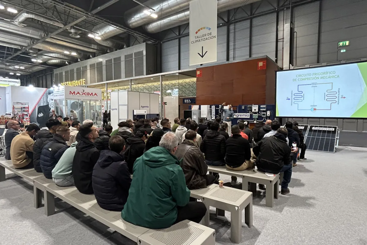 Más de 2.000 personas pasan por el Taller TAC de Agremia en C&R para conocer las tecnologías que transformarán la climatización