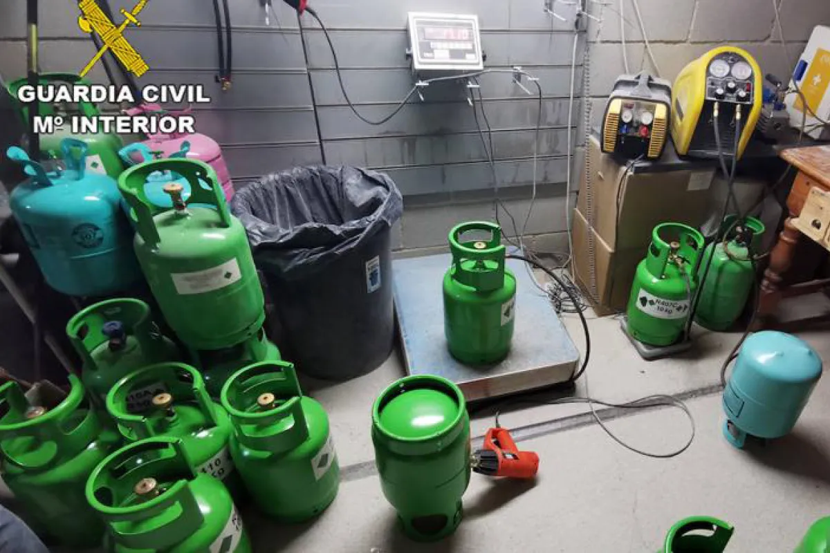 Refrigerantes ilegales incautados en la aduana