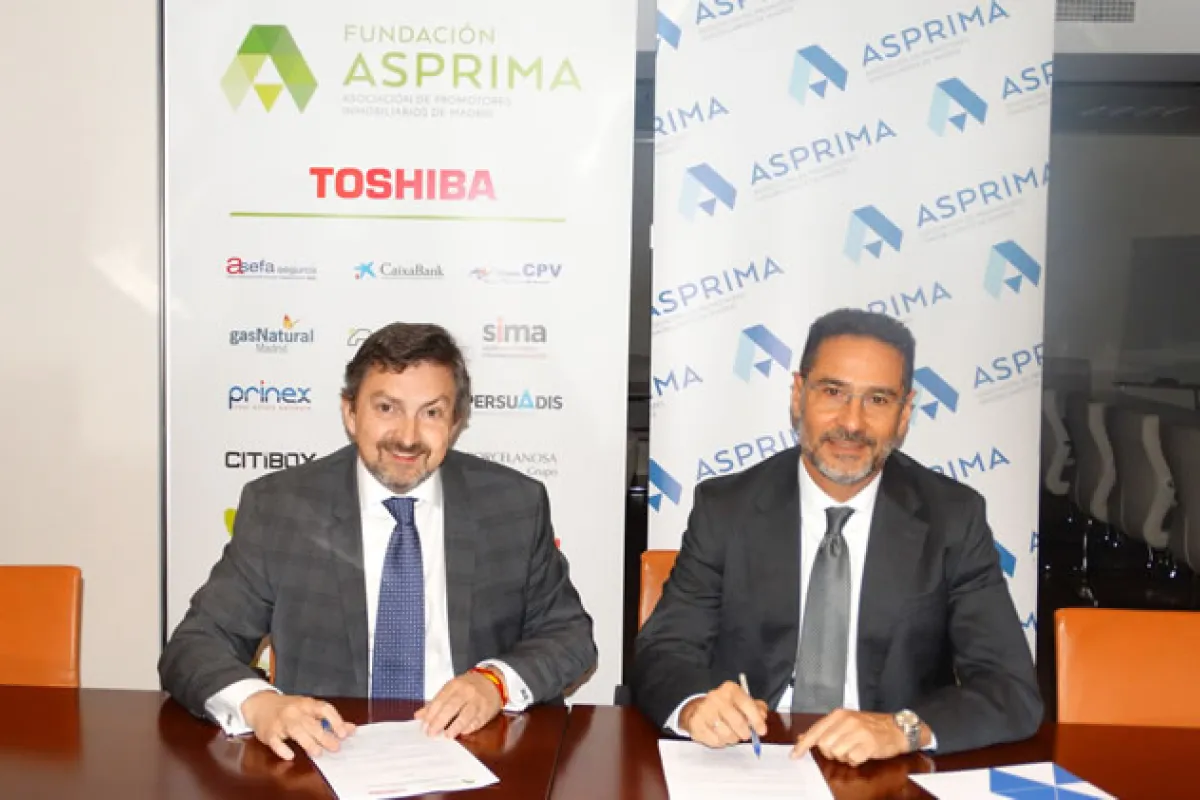 Firma del acuerdo de colaboración entre Toshiba Calefacción & Aire Acondicionado y la Fundación ASPRIMA