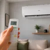 Mando a distancia de un split de aire acondicionado
